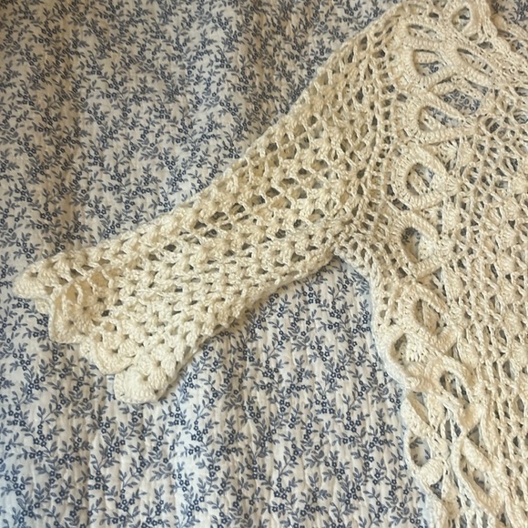 Asymmetrical Crochet Top - Picture 4 of 6